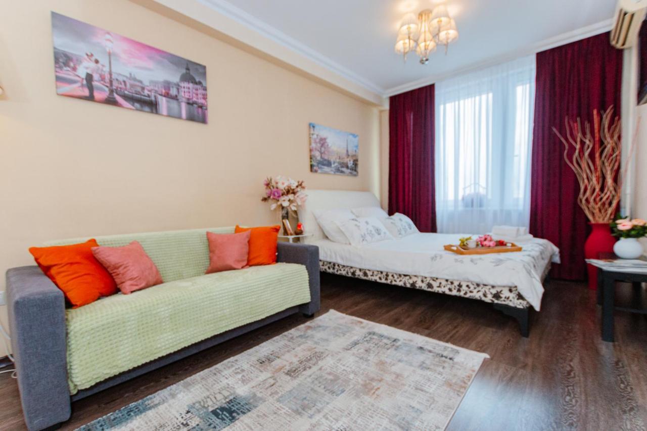 拉克希米诺维阿尔巴特三卧室公寓 莫斯科 外观 照片